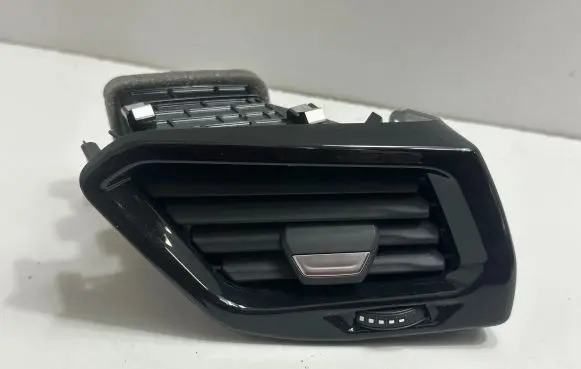 BMW Z4 g29 Dashboard air vent grill cover trim 6807441