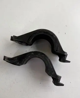 KIA Sportage Radiator mount bracket ET133KF1