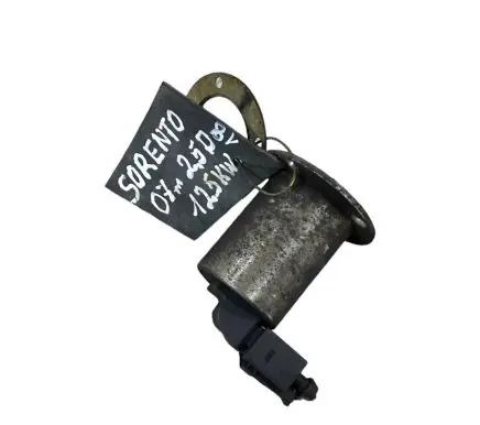 KIA Sorento EGR valve 284104A410