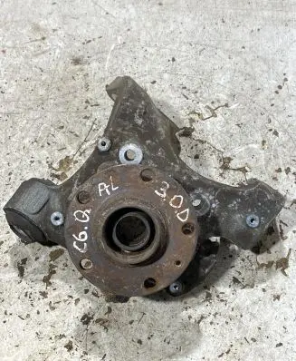 Rear wheel hub spindle/knuckle