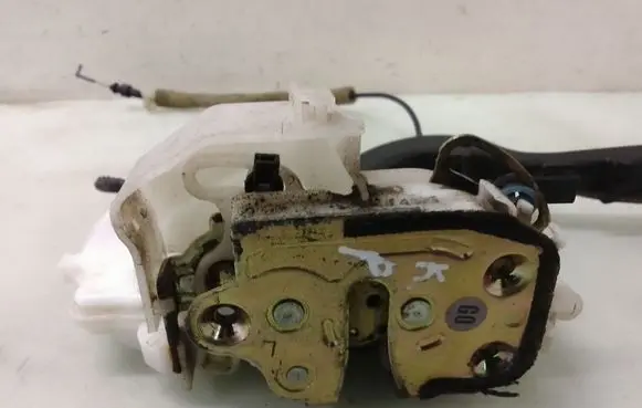 Honda Accord Front door lock