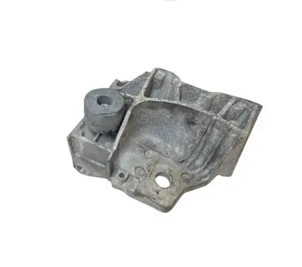 Volvo V70 Engine mounting bracket 6G926F030