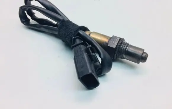 Volkswagen PASSAT B6 Lambda probe sensor 03C906262AL