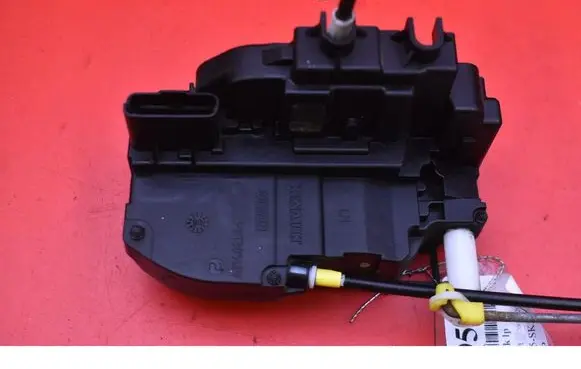 Nissan Micra Front door lock