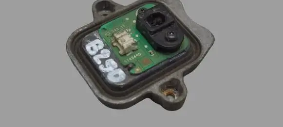 BMW 3 F30 F35 F31 LED ballast control module 19966000