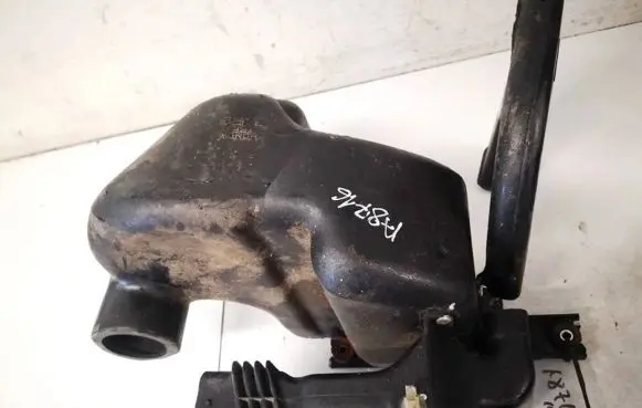Honda HR-V Intake resonator 