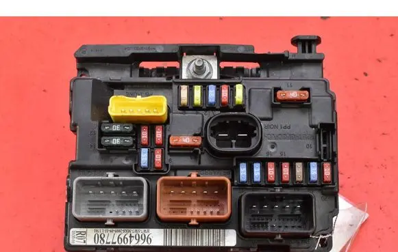 Peugeot 207 CC Fuse box set 9664997780