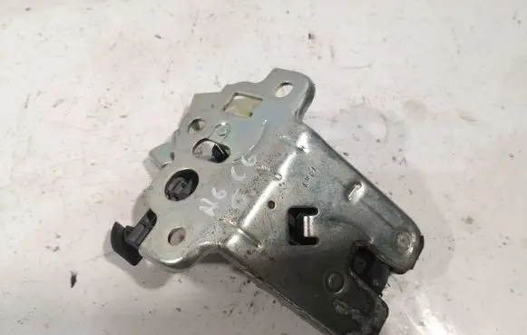 Audi A6 S6 C6 4F Tailgate/trunk/boot lock/catch/latch 8K9827505A