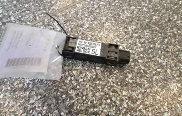 Nissan Almera N16 Airbag deployment crash/impact sensor 0285002010