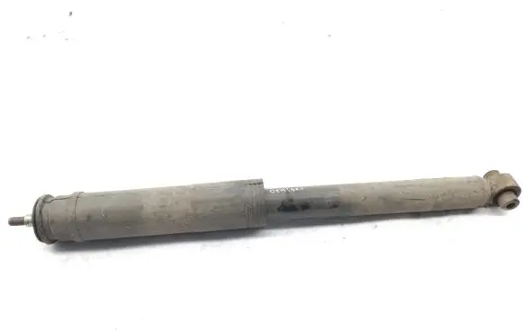 Toyota Auris 150 Rear shock absorber/damper