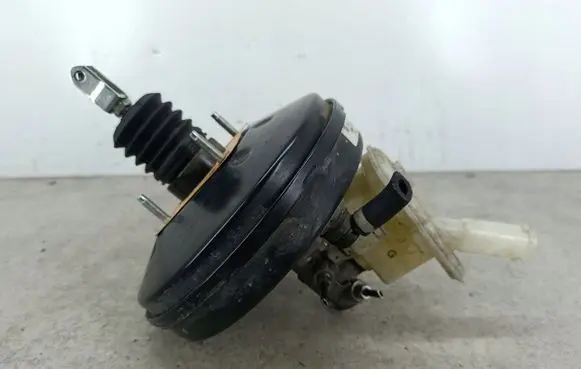 Nissan Note (E12) Brake booster 