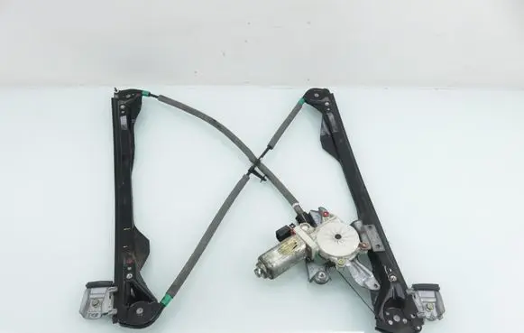 Ford Focus Front door window regulator with motor XS4123201