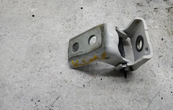 Opel Mokka B Rear door upper hinge