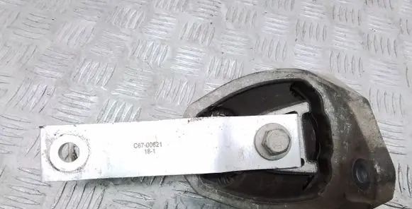 Volvo S90, V90 Engine mount bracket 31339951