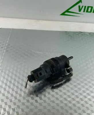 Audi A4 S4 B8 8K Windscreen/windshield washer pump 8K5955647
