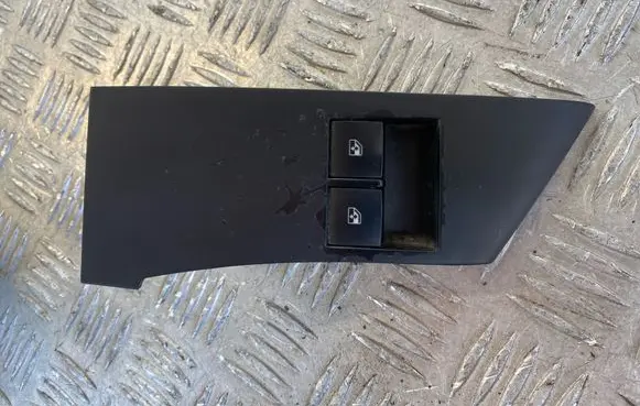 Opel Astra J Electric window control switch 13305978 211422