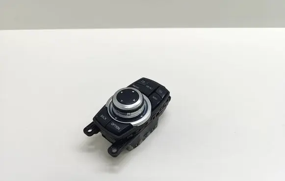 BMW 5 F10 F11 Head unit multimedia control 9206444 920644401 65829206444