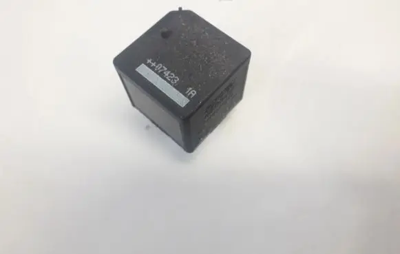Volvo C30 Other relay 5m5t14b192ca v23136-b1-x66