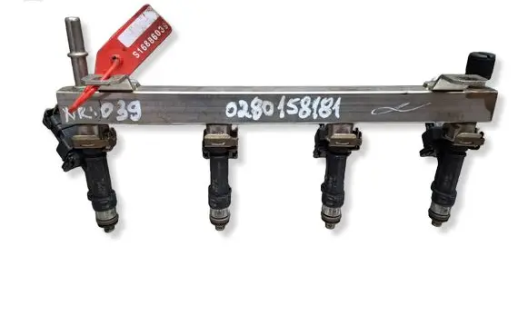 Opel Corsa D Fuel injector S16886039 0280158181