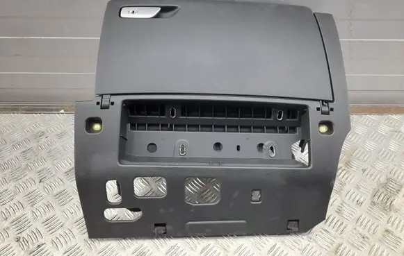 Audi A3 S3 8V Glove box set 8V0880842A