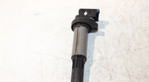 BMW 3 E46 High voltage ignition coil 7594938 1220703201 0221504100