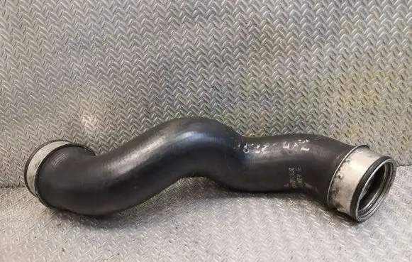 Mercedes-Benz CLK A209 C209 Intercooler hose/pipe 2095280482