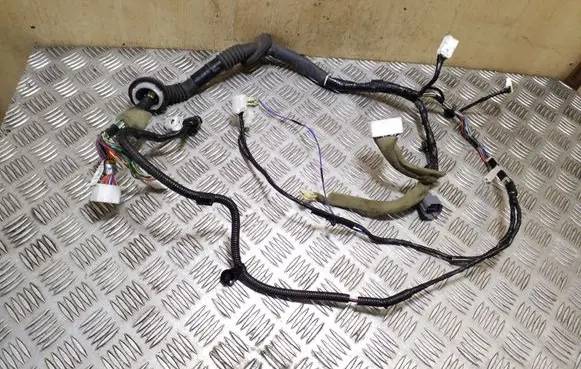 Subaru Outback Front door wiring loom 81820AJ670