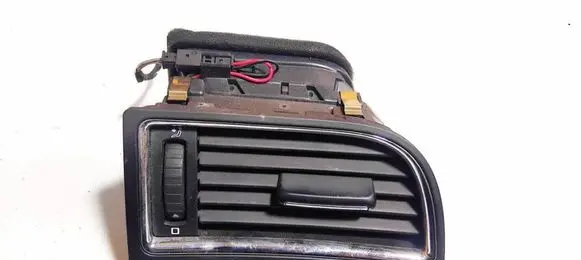 Skoda Superb B6 (3T) Dash center air vent grill 3t0819702 1461147
