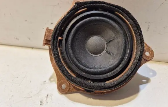 Audi A6 S6 C6 4F Front door speaker 4F0035411A