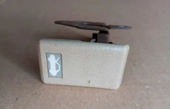 Honda Accord Engine bonnet (hood) release handle