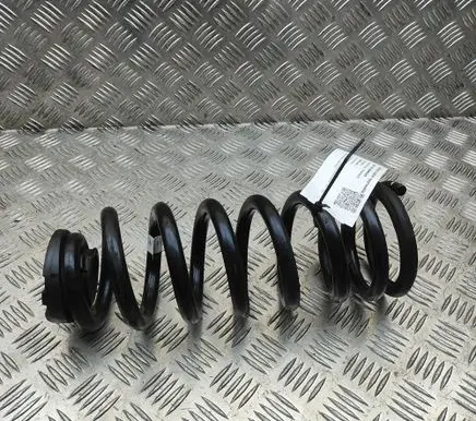Jaguar XE Rear coil spring GX735534EA