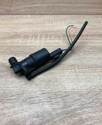 Renault Megane III Windscreen/windshield washer pump 8200031805 7700430078 8200184555