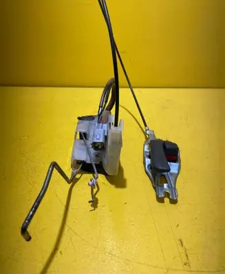 Toyota RAV 4 (XA30) Rear glass lock/latch 