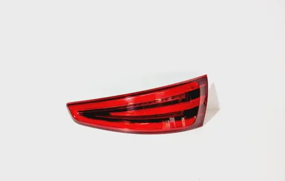 Audi Q3 8U Tailgate rear/tail lights 8U0945094H 8U0945094 F03490000