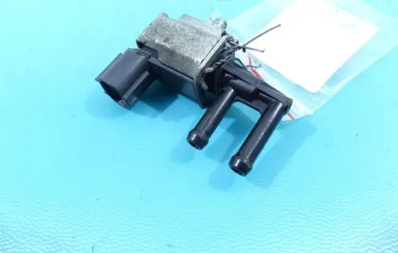 Subaru Impreza III Turbo solenoid valve K5T48479 IMPRK1252394