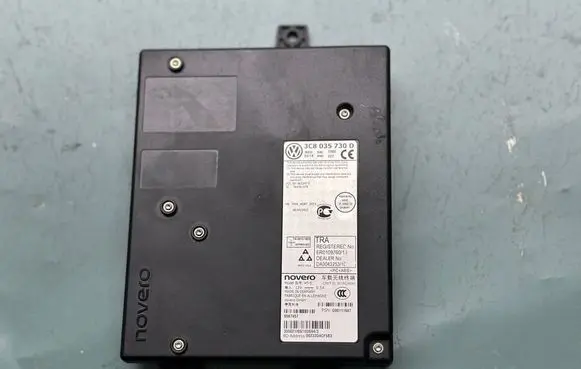 Volkswagen Transporter - Caravelle T5 Bluetooth control unit module 3C8035730D