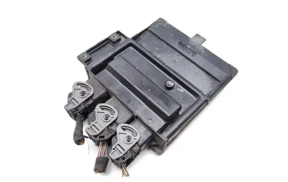 Renault Megane II Engine control unit/module 8200911560 8200909666
