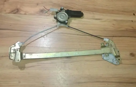 Mitsubishi Galant Sliding door window regulator with motor