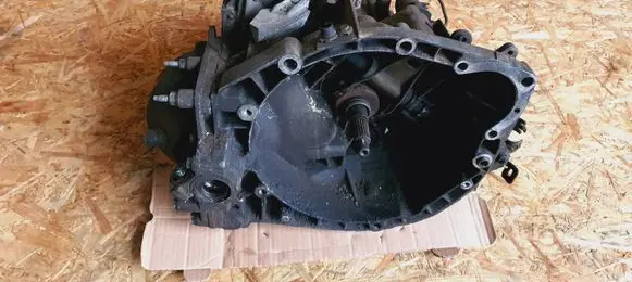 Peugeot 406 Manual 5 speed gearbox 20LE50