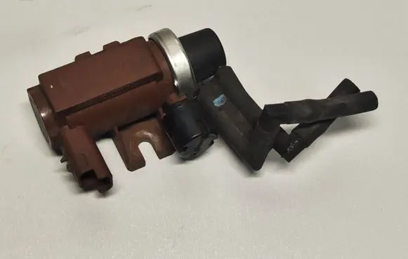 Ford Focus C-MAX Turbo solenoid valve 9650098380 05T175 70096602