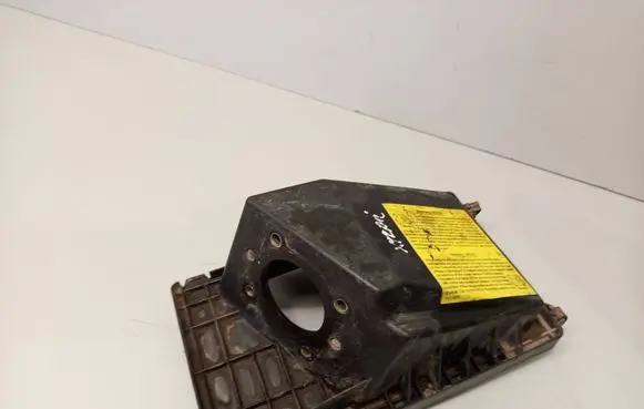 Nissan X-Trail T30 Air filter box cover 