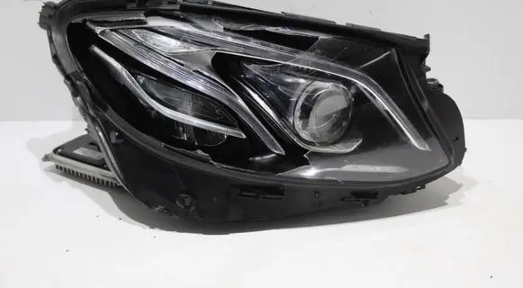 Mercedes-Benz E W213 Headlight/headlamp A2139067606