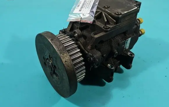 Audi A4 S4 B5 8D Fuel injection high pressure pump 0470506006 IMPRK1489311