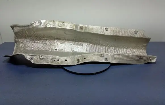 Exhaust heat shield