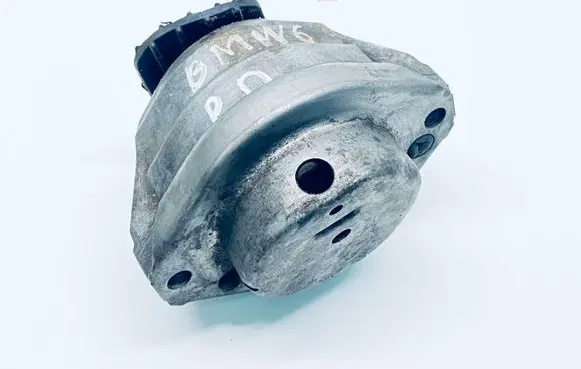 BMW 6 E63 E64 Engine mount bracket 6762608