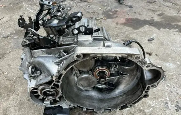 Hyundai i40 Manual 5 speed gearbox SB55JM