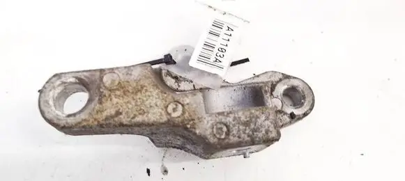 Mitsubishi Colt Engine mount bracket MR961611