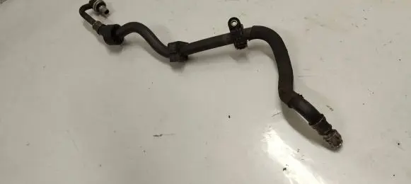Mercedes-Benz AMG GT R190 C190 Gearbox oil cooler pipe/hose A1902703200