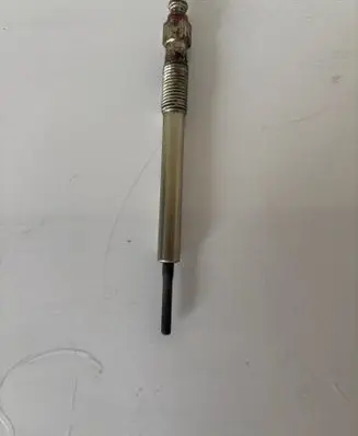 Opel Astra J Glow plug 46449995