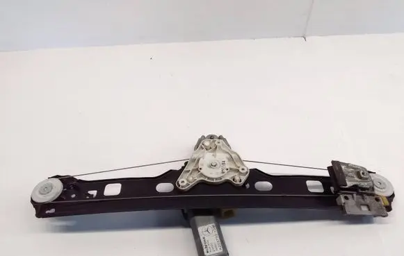 Mercedes-Benz C W203 Rear door window regulator with motor A2037301046